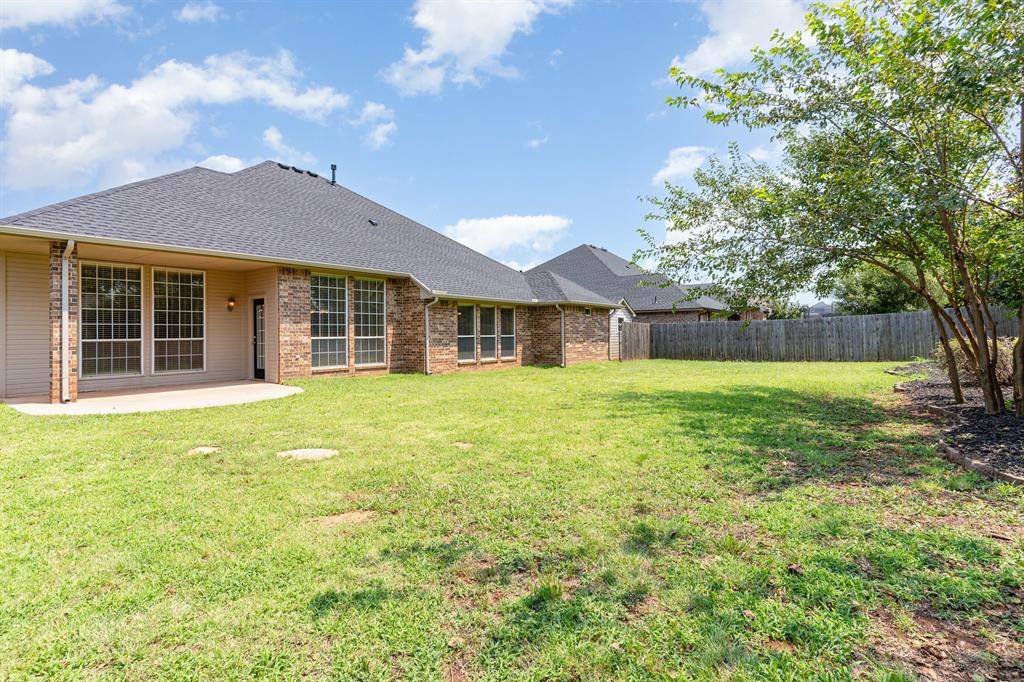 9208 SW 28th ST, Oklahoma City, OK 73128