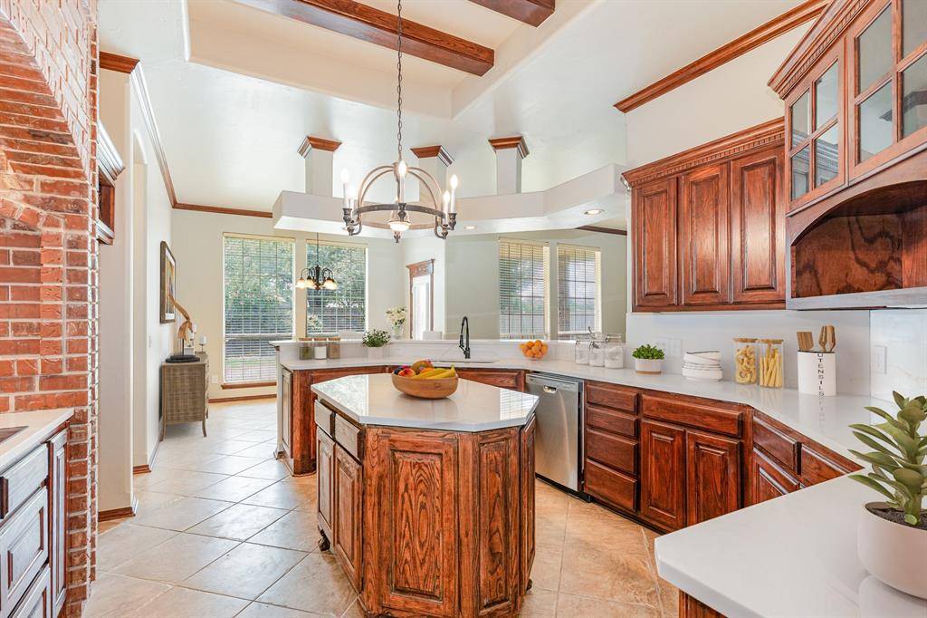 9208 SW 28th ST, Oklahoma City, OK 73128