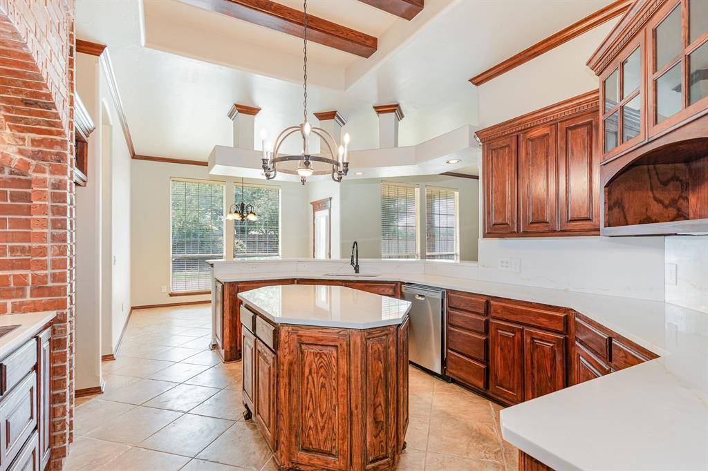9208 SW 28th ST, Oklahoma City, OK 73128
