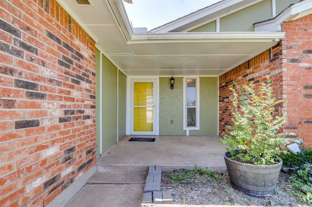 2200 Lazy Brook TRL, Edmond, OK 73013