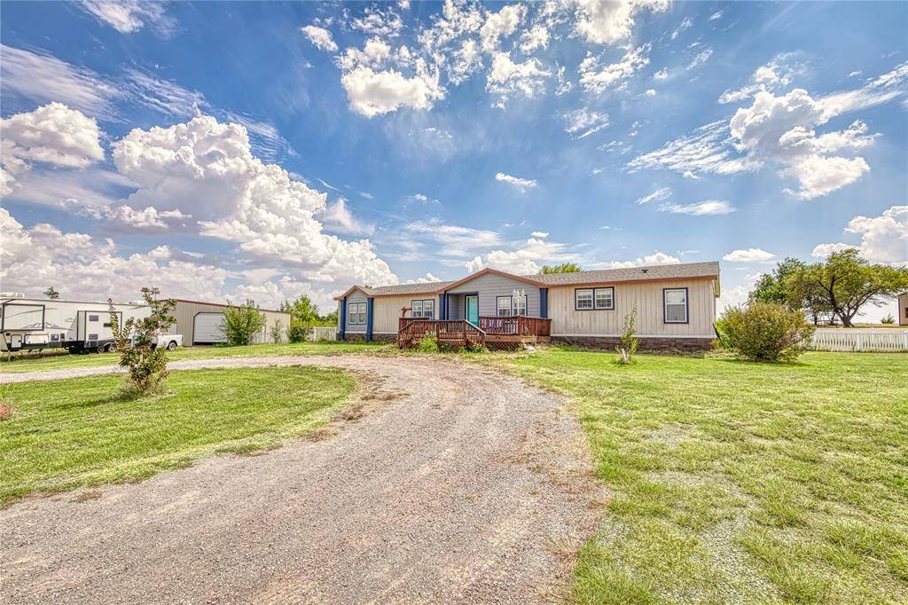 21238 Highway 73, Foss Lake, OK 73647