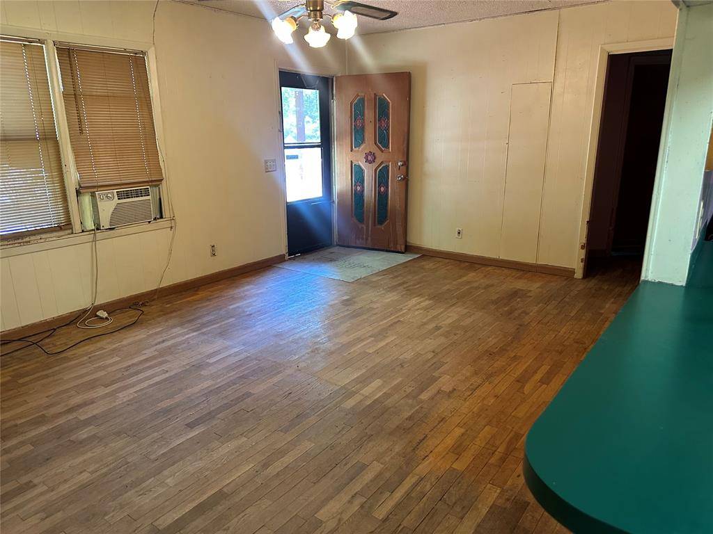 405 S Catherine ST, Pauls Valley, OK 73075