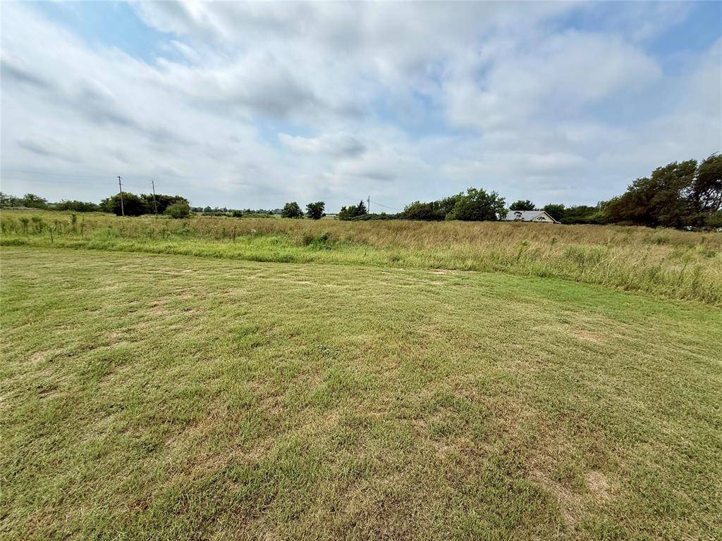 20613 E COUNTY RD 156, Blair, OK 73526
