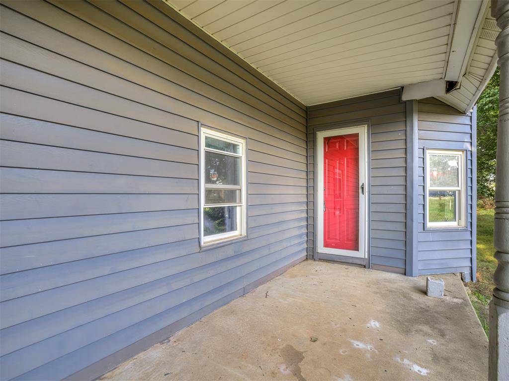 827 W Bdwy AVE, Mcloud, OK 74851