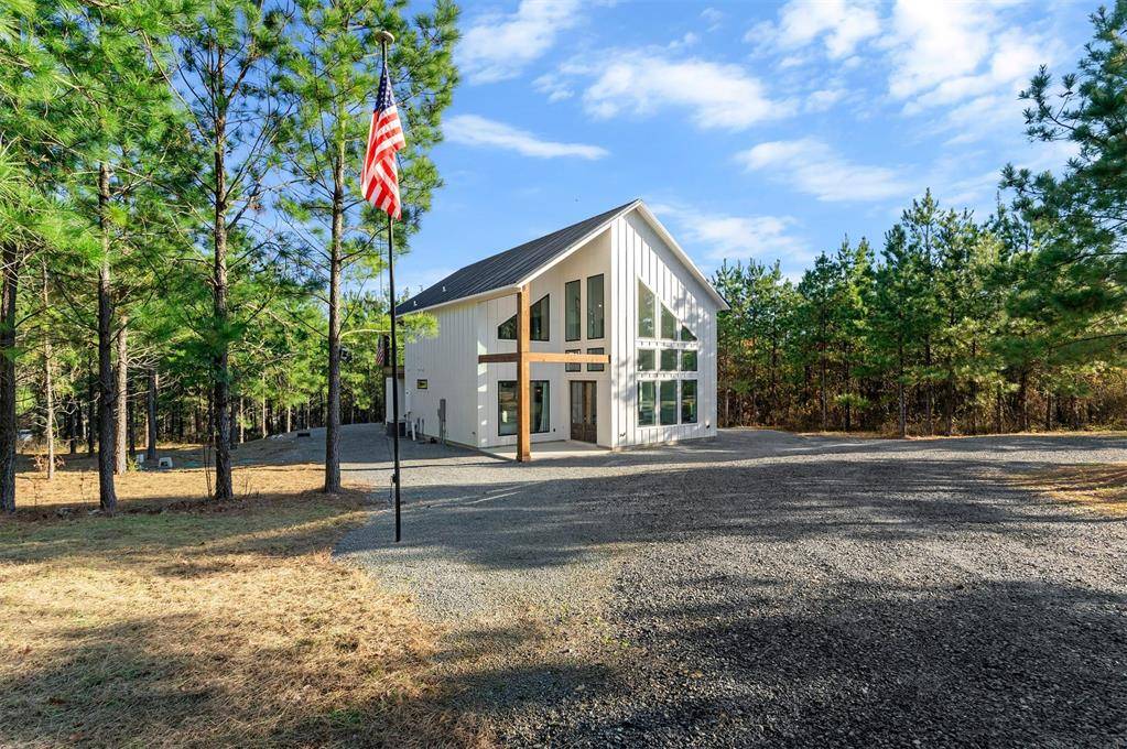 234 Sugarberry TRL, Broken Bow, OK 74728