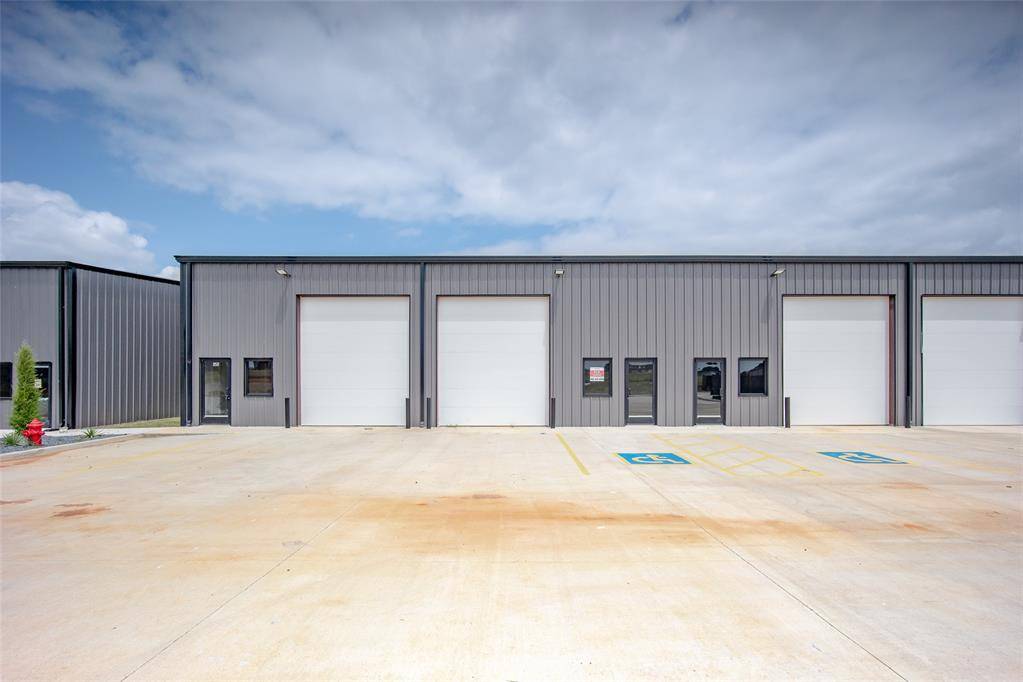 8101 Silver XING #210, Oklahoma City, OK 73132