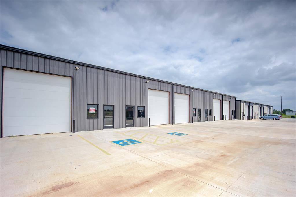 8101 Silver XING #210, Oklahoma City, OK 73132