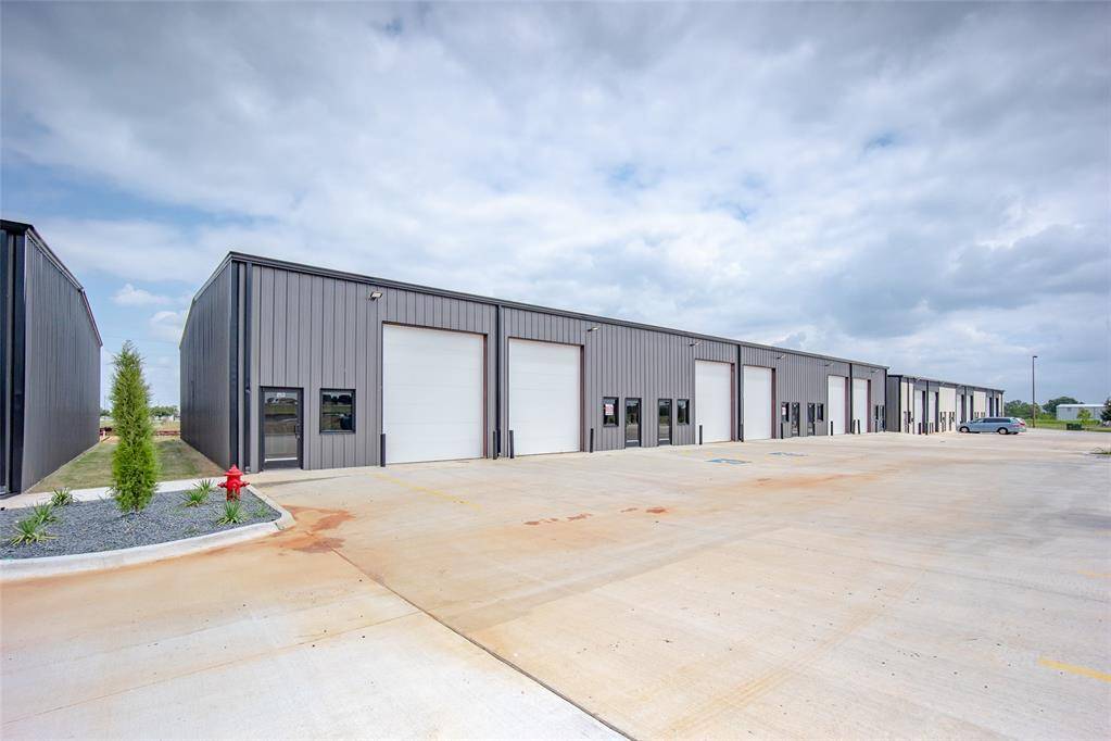 8101 Silver XING #210, Oklahoma City, OK 73132