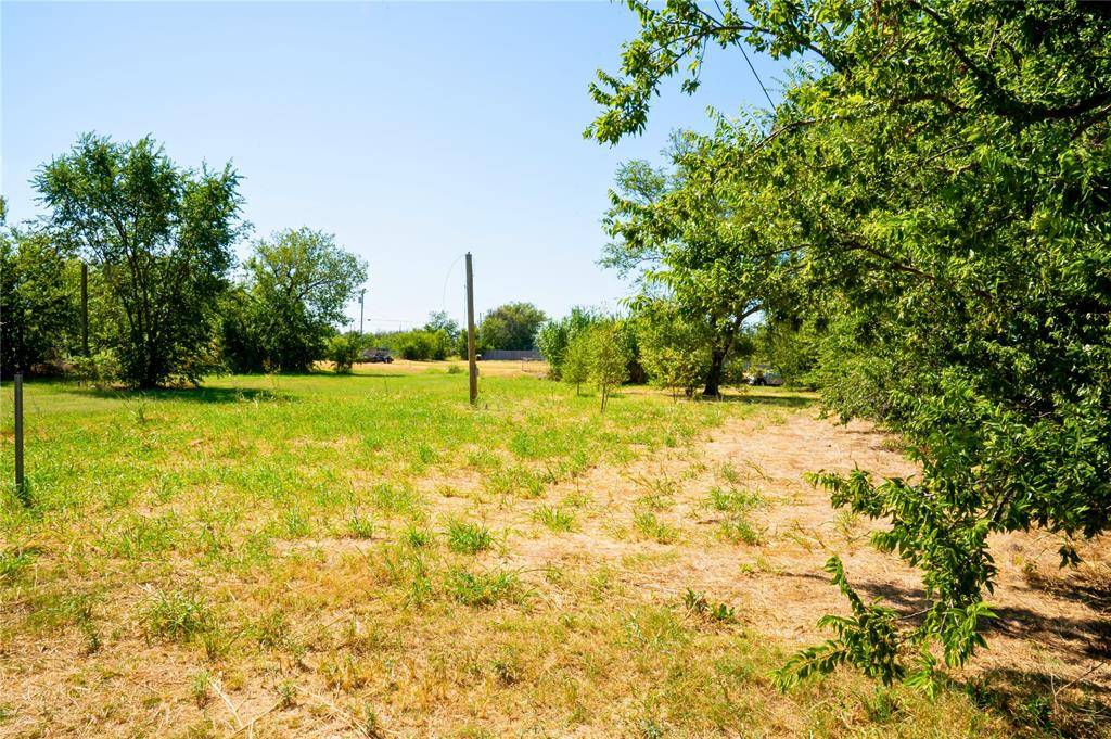2025 Charles Whitlow AVE, Lawton, OK 73501