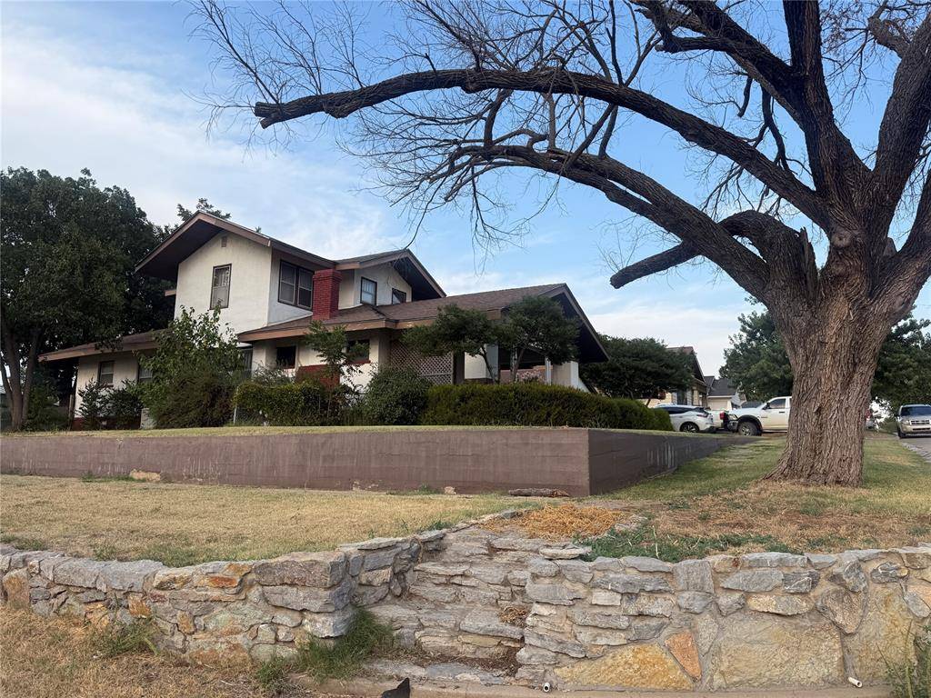 203 E 3rd ST, Carnegie, OK 73015