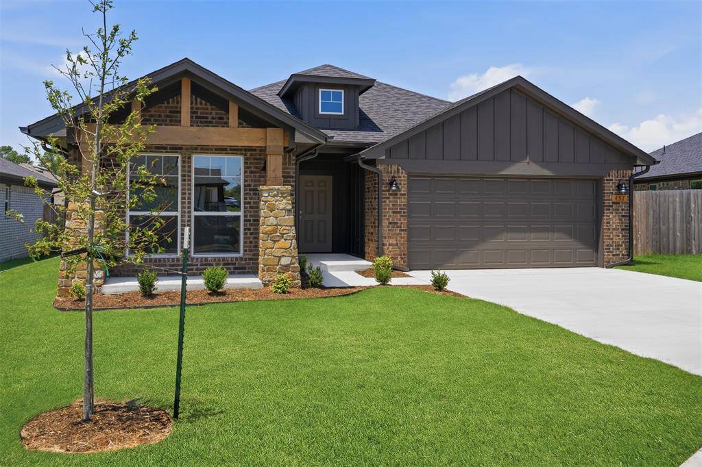 457 Vista DR, Yukon, OK 73099