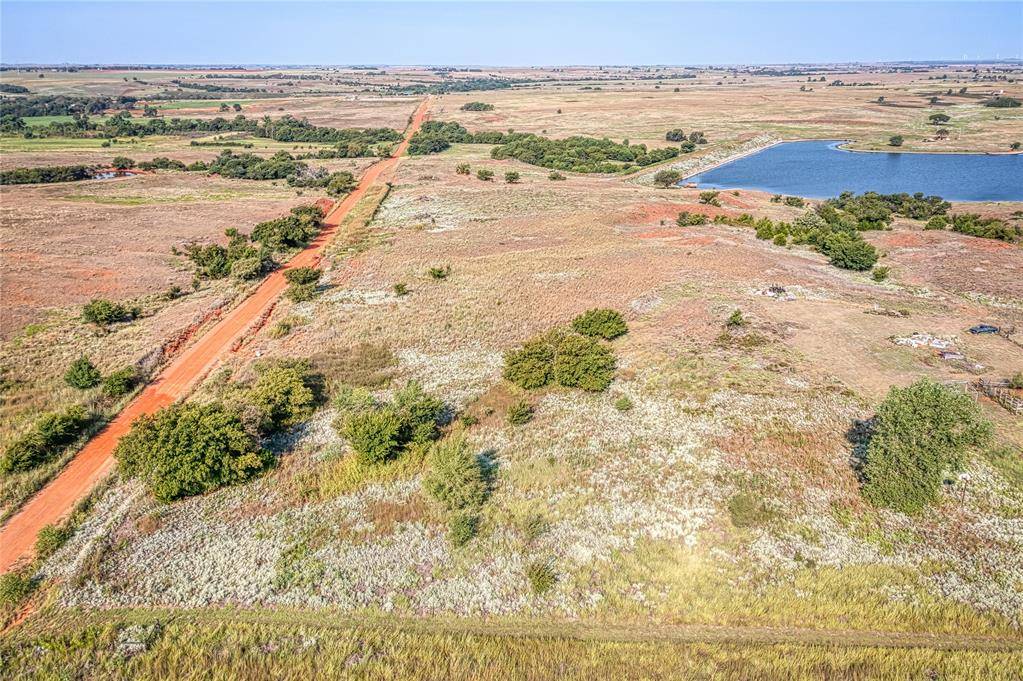1120 RD, Sayre, OK 73662