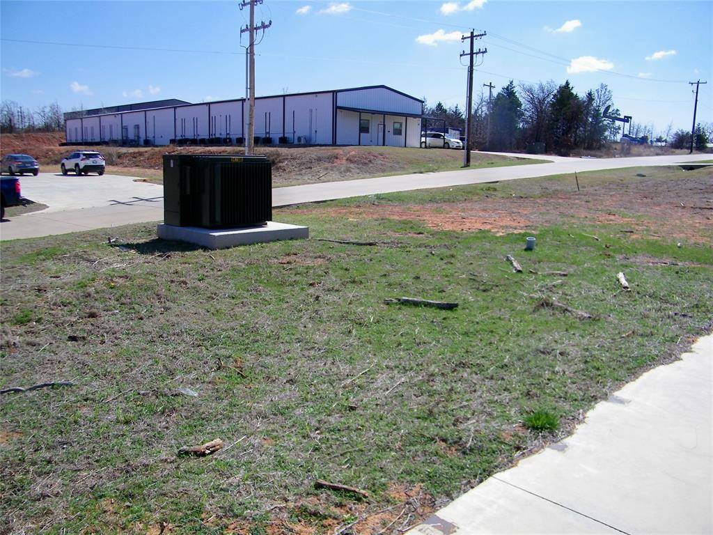 11571 Maui LN, Edmond, OK 73034