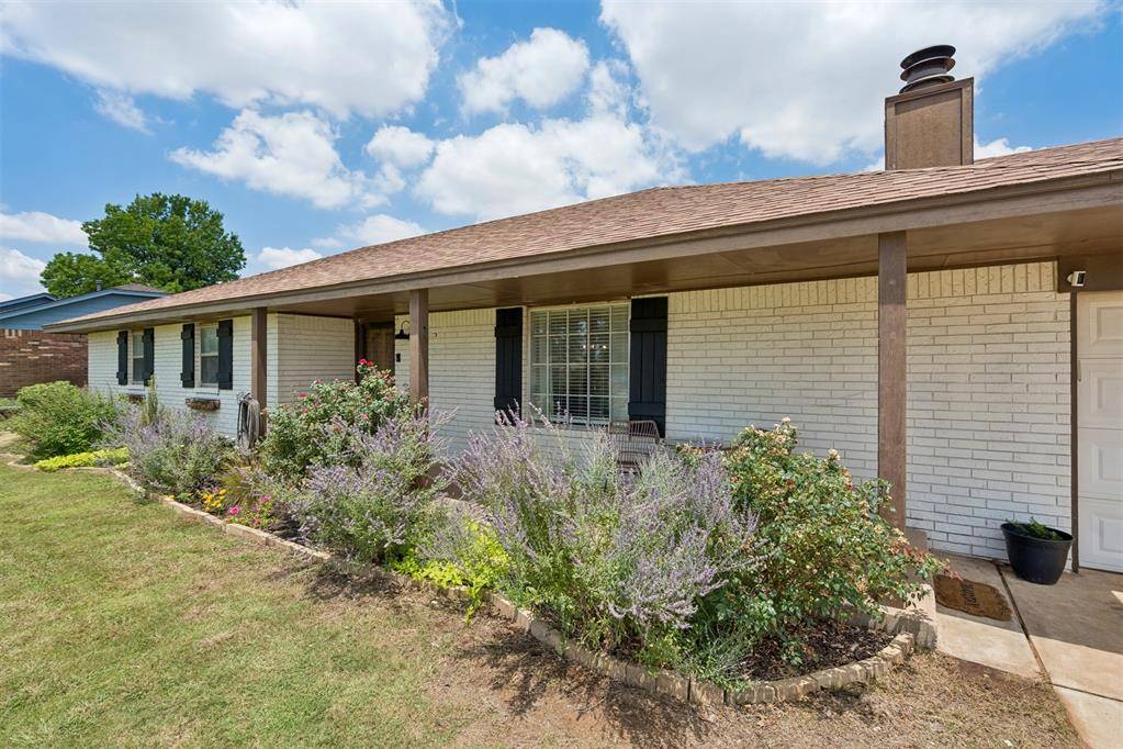 2111 Van Buren AVE, Piedmont, OK 73078
