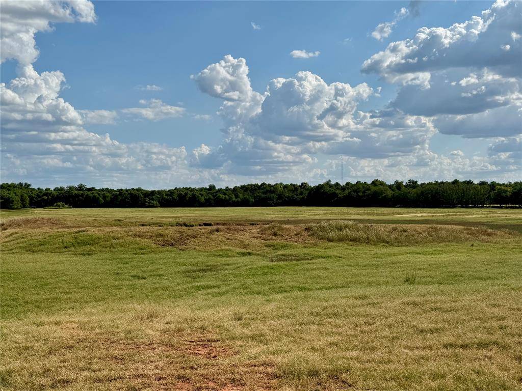 E Silver City Ridge RD, Tuttle, OK 73089