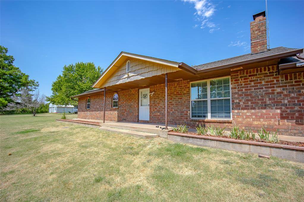 1011 Cedar DR, Blanchard, OK 73010