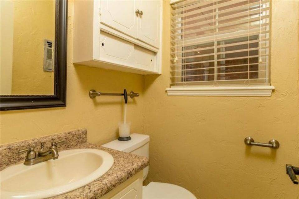 1605 Gladstone TER, Oklahoma City, OK 73120