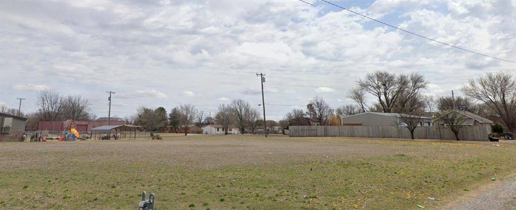 Broadway, Elk City, OK 73644