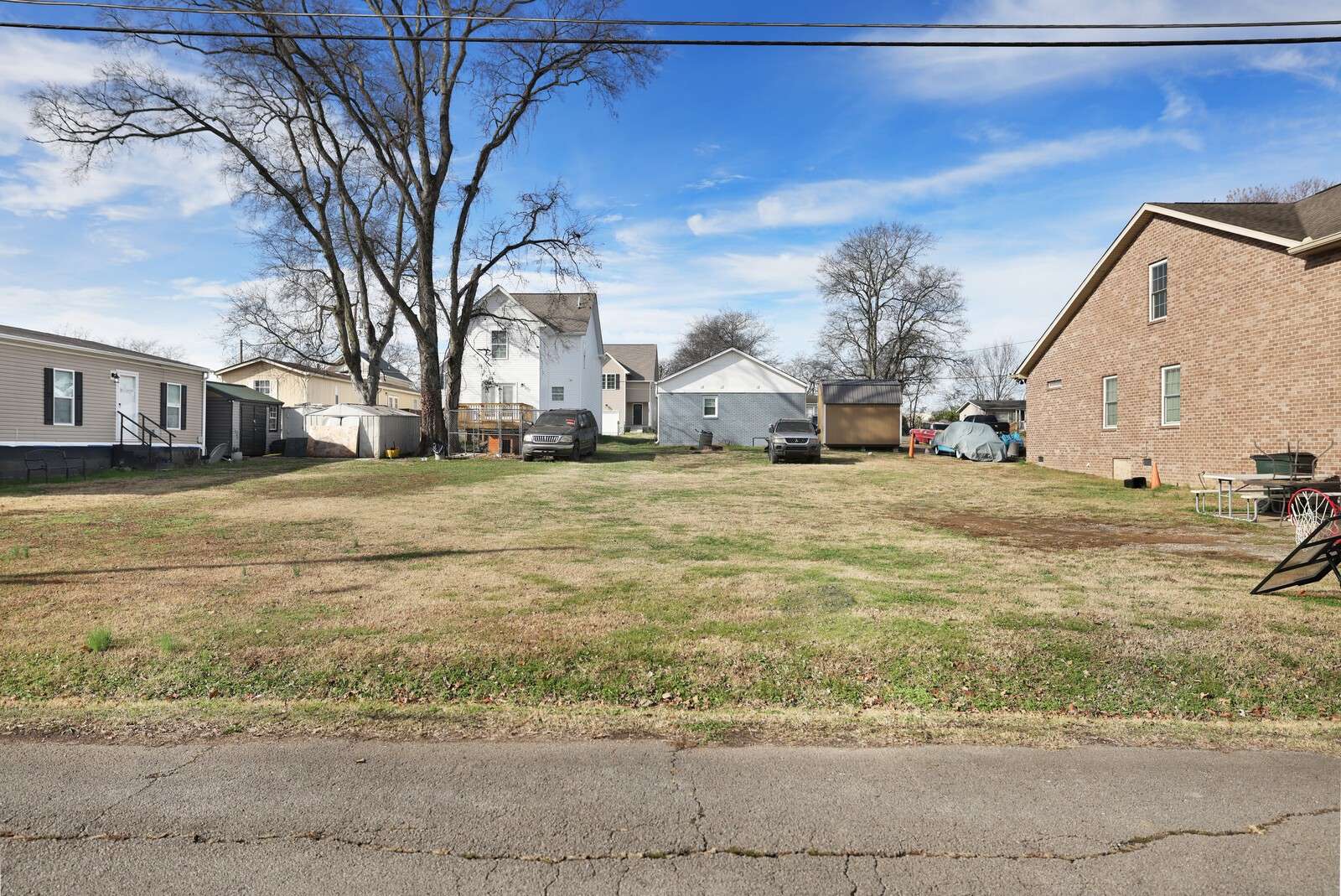 172 S Maple Ave, Gallatin, TN 37066