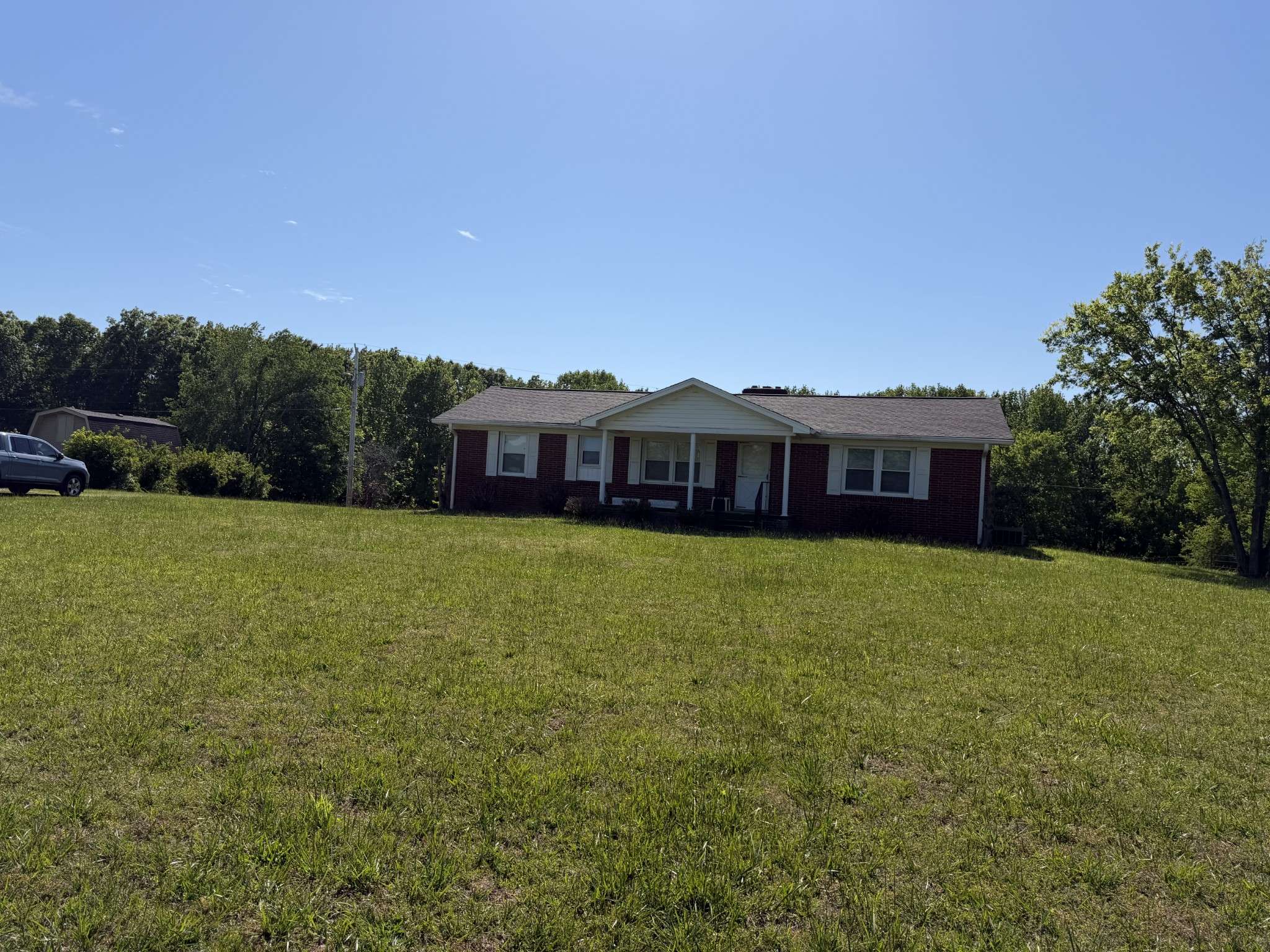 2276 S Mount Pleasant Rd, Greenbrier, TN 37073
