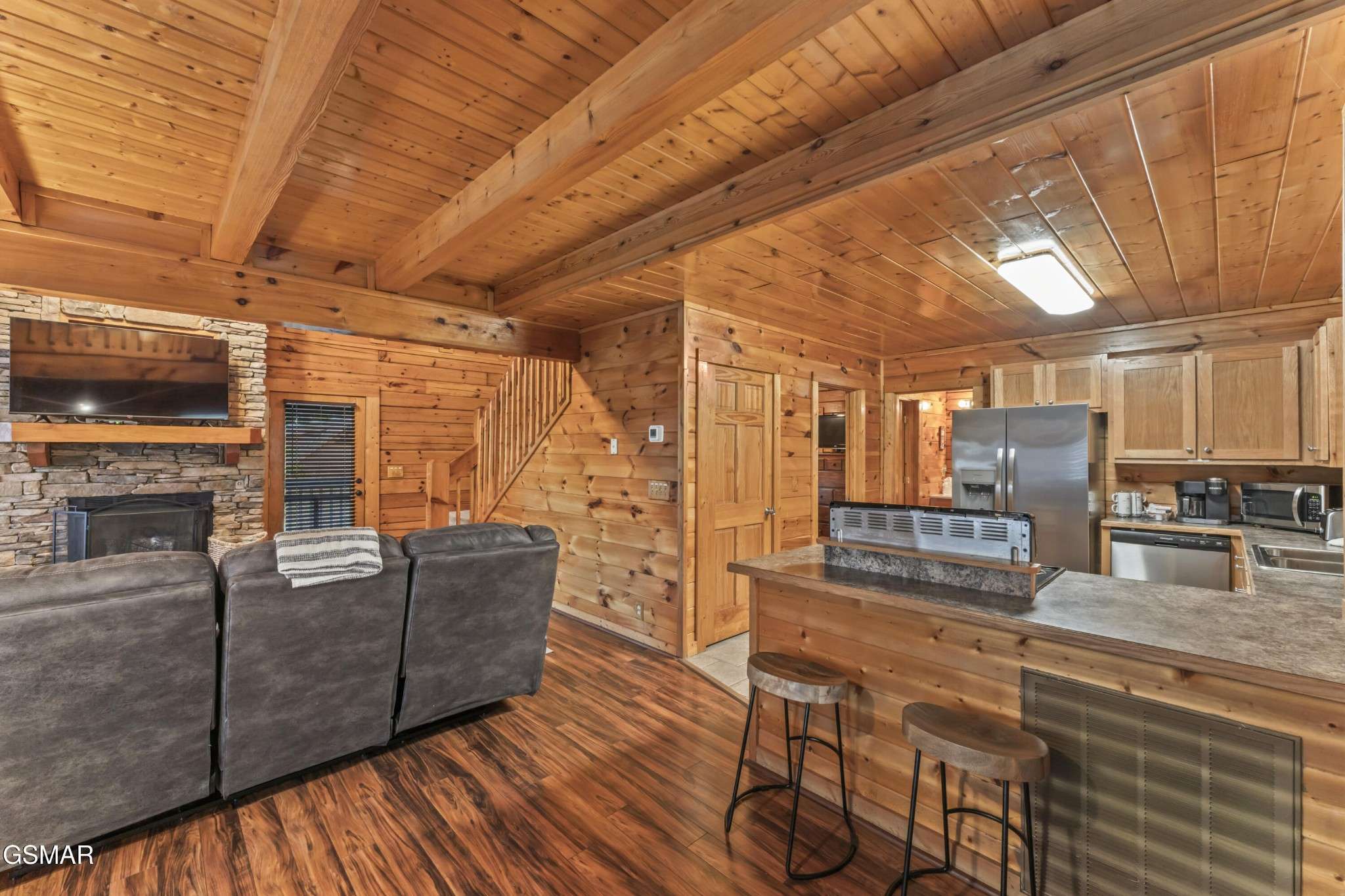 526 Blackberry Ridge Way, Pigeon Forge, TN 37863