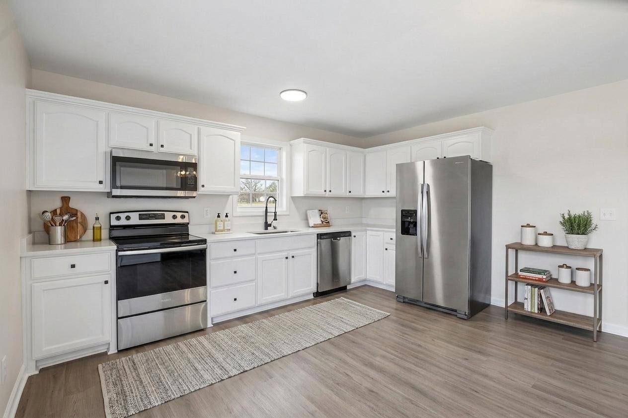 4594 Kinneys School Rd, Cedar Hill, TN 37032