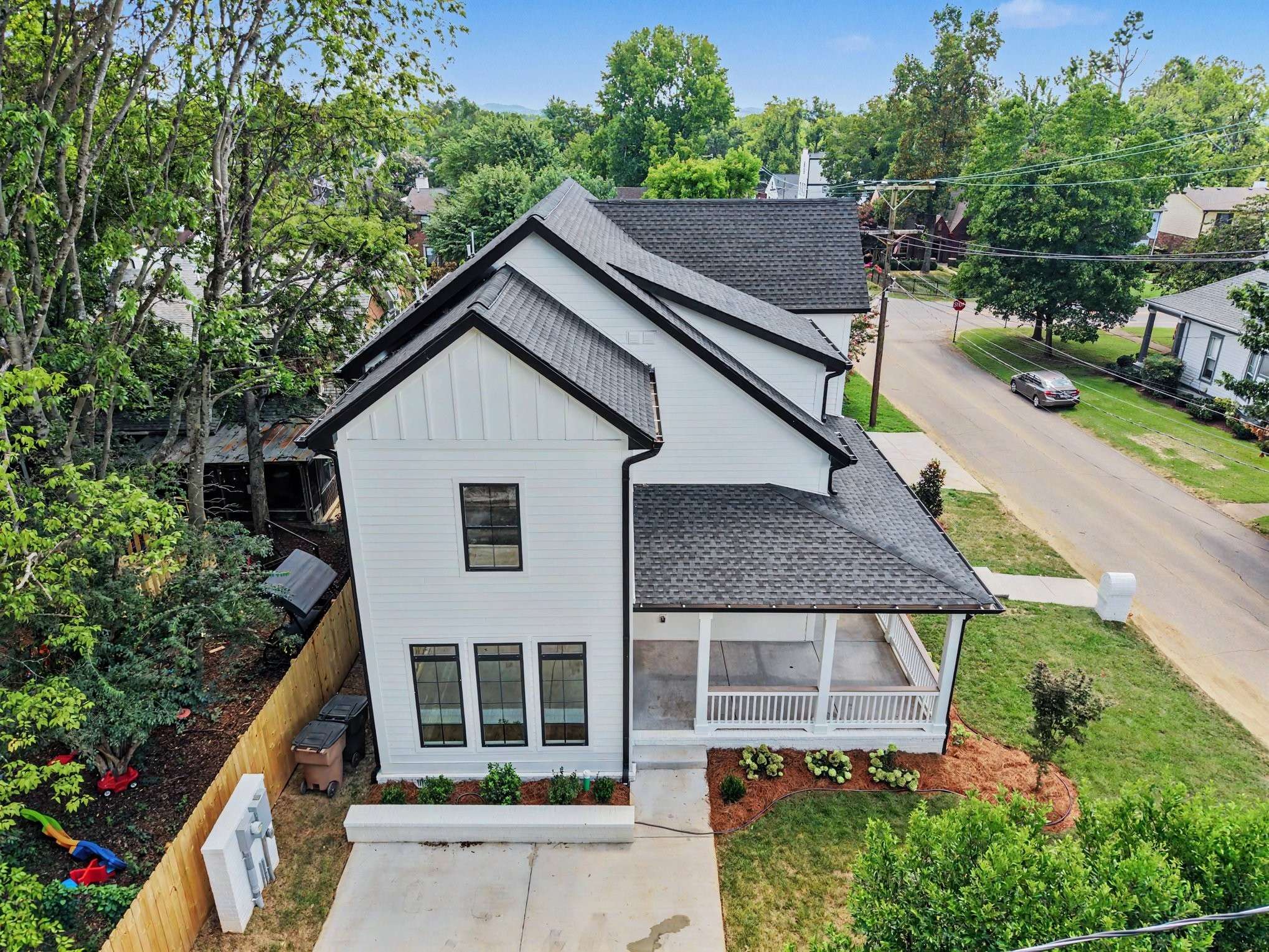 128 41st Ave #N, Nashville, TN 37209