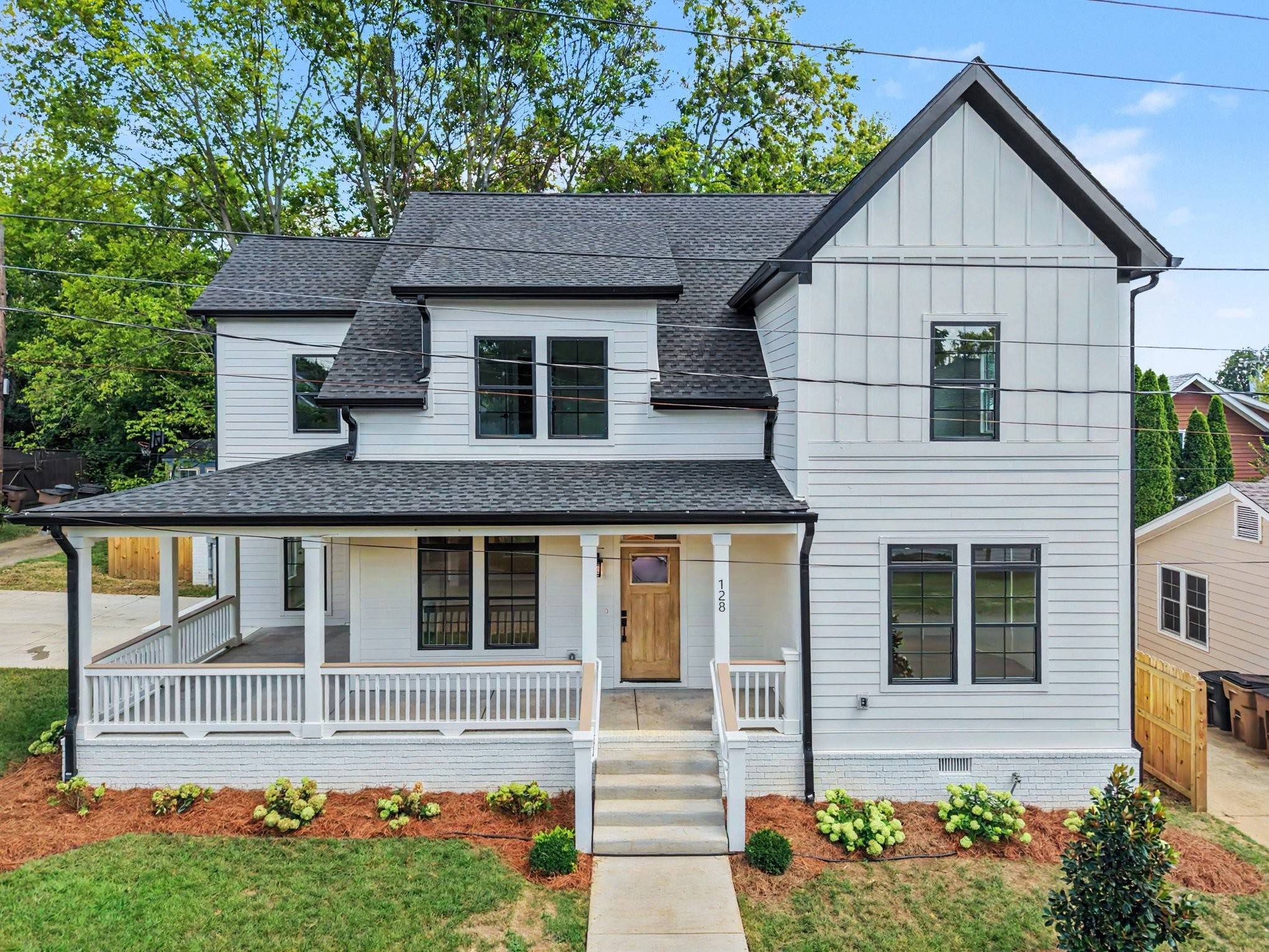 128 41st Ave #N, Nashville, TN 37209