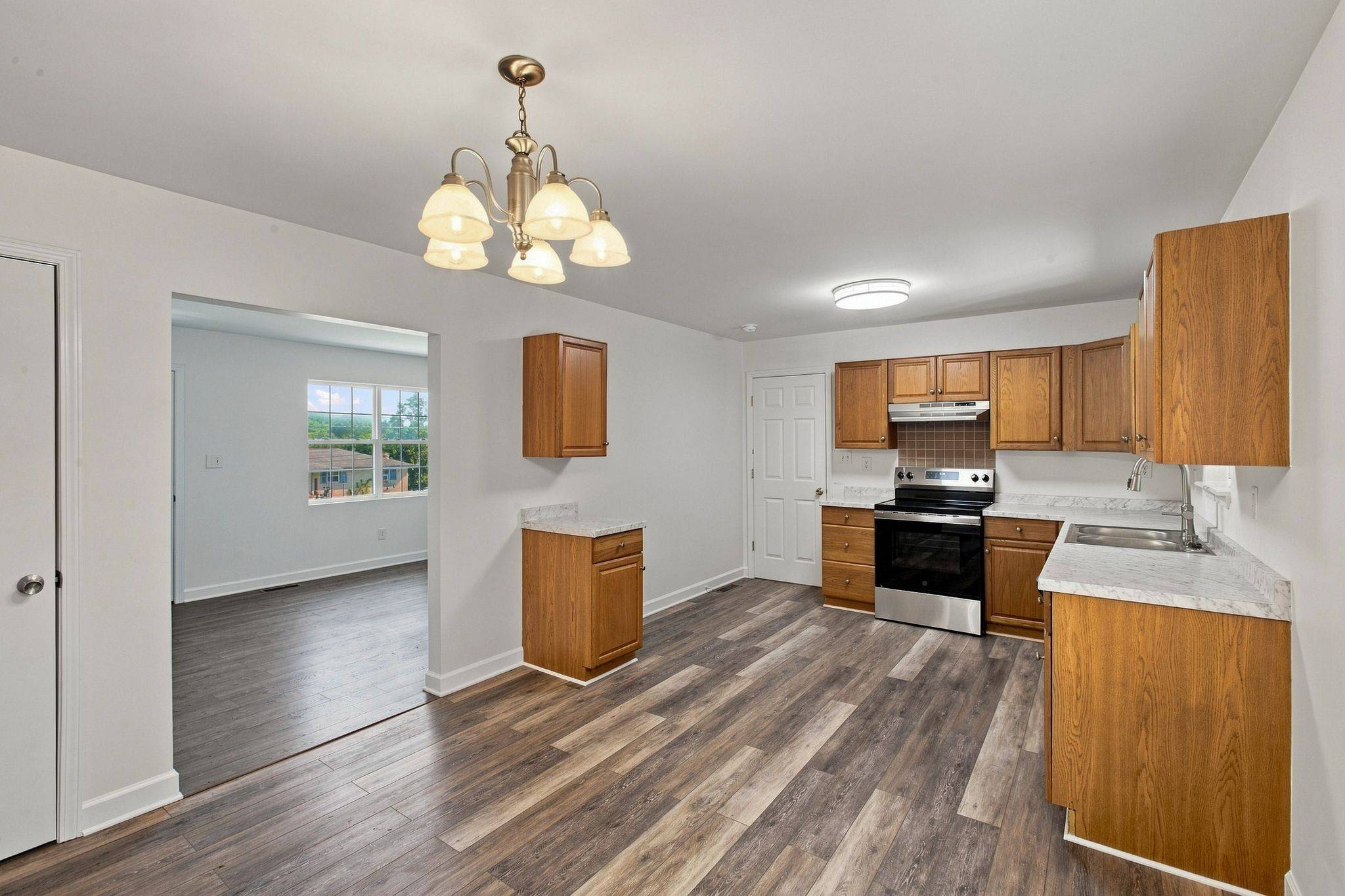 105 Gilliam Ln, Dickson, TN 37055
