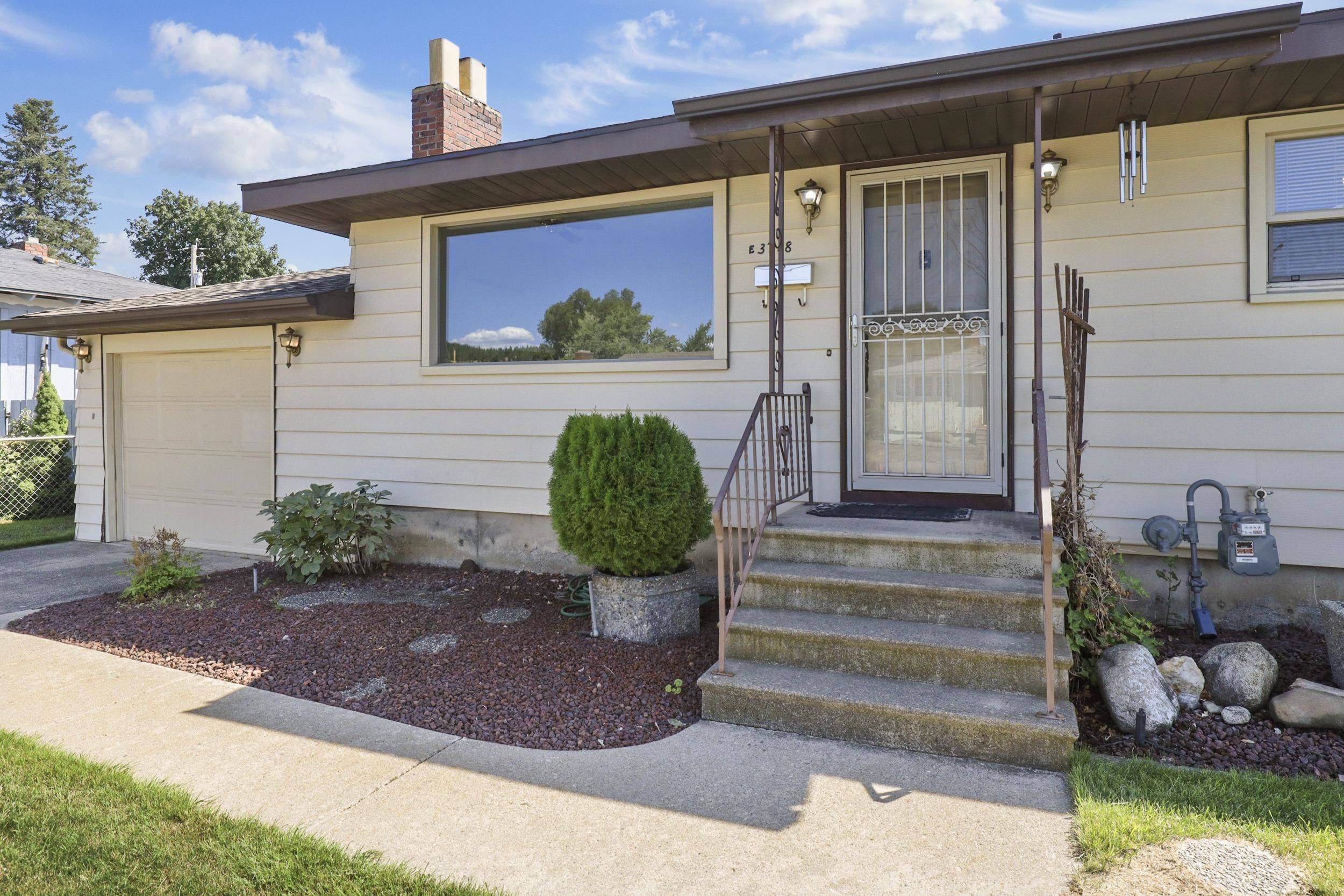 3718 E Carlisle Ave, Spokane, WA 99217