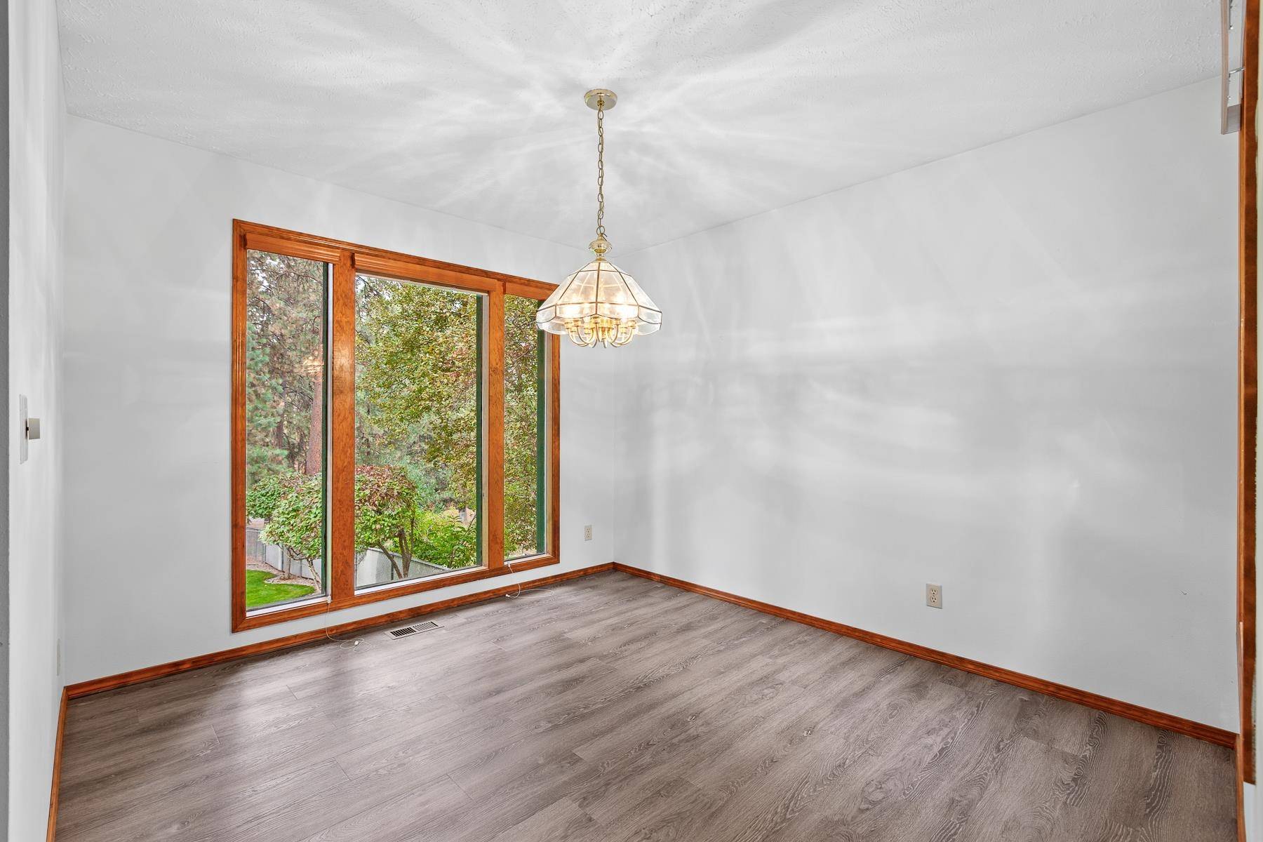 5120 S Mohawk Dr, Spokane, WA 99206