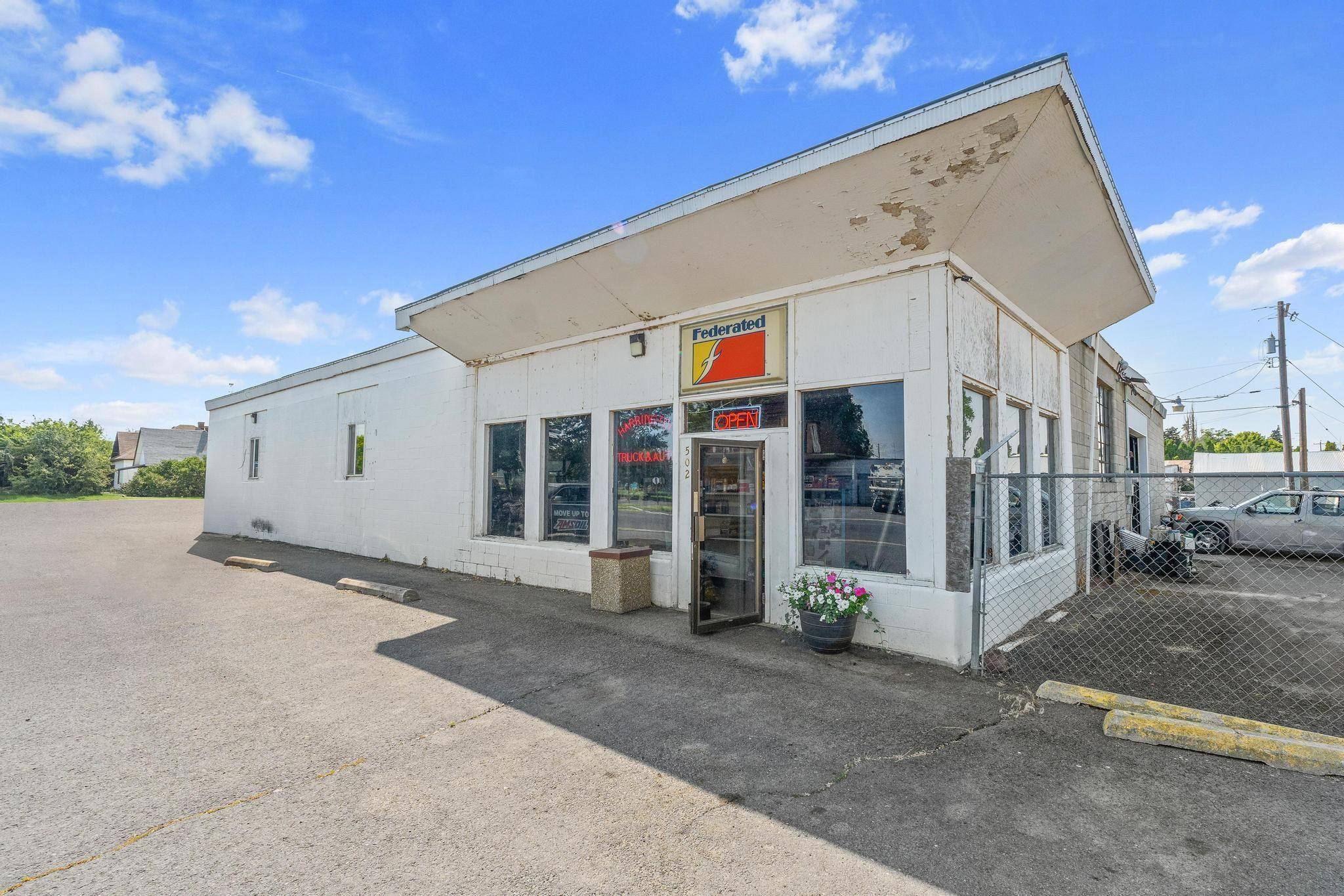 502 W Main St, Harrington, WA 99134