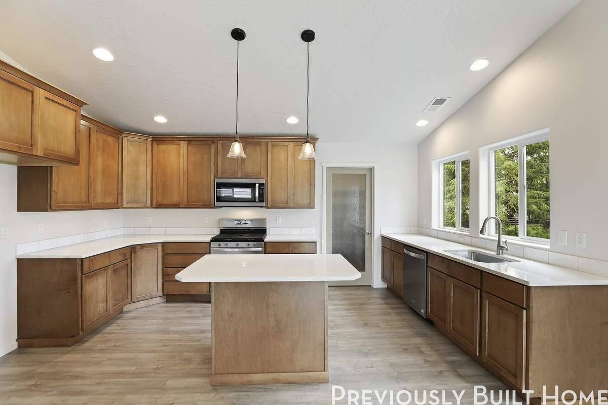 18717 E Riverside St, Spokane Valley, WA 99016