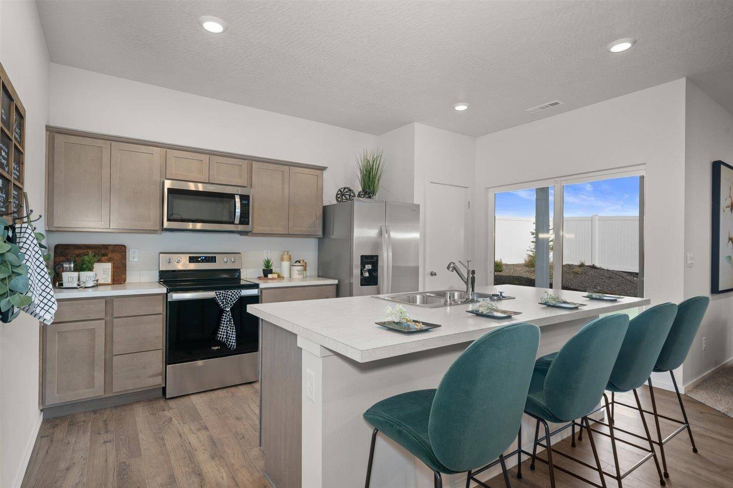 86 S Airlift St, Airway Heights, WA 99001
