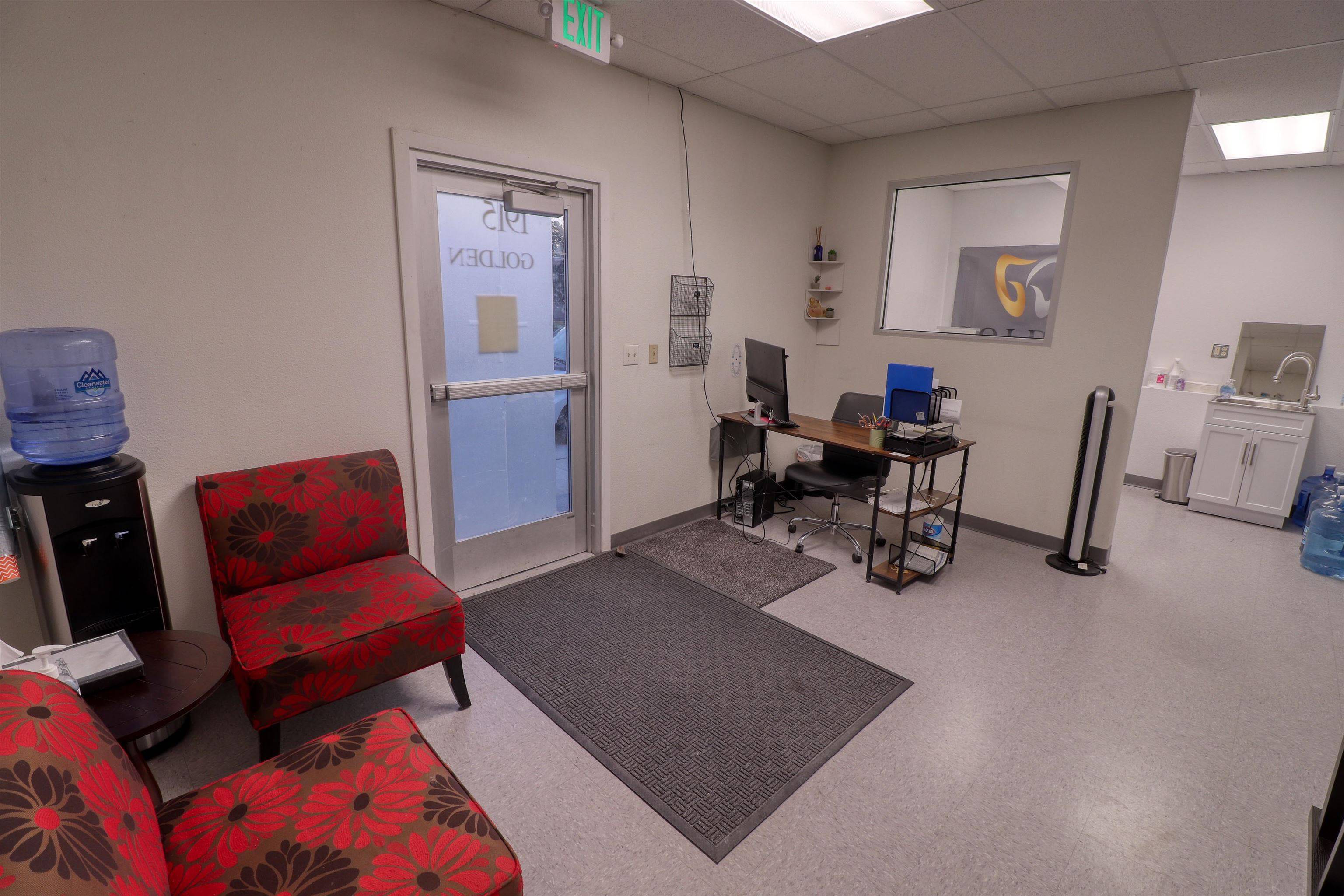 1915 N Division St, Spokane, WA 99207