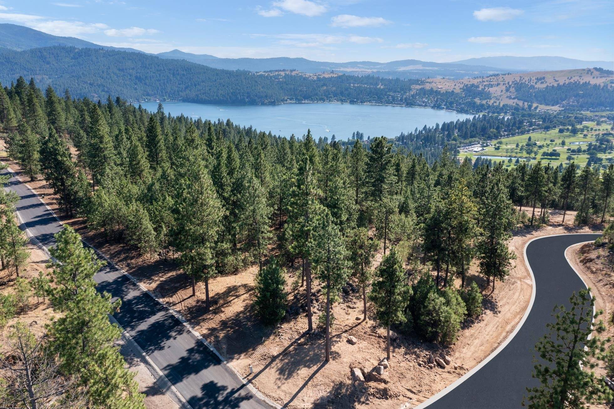 37 N West Starr Ln, Liberty Lake, WA 99019