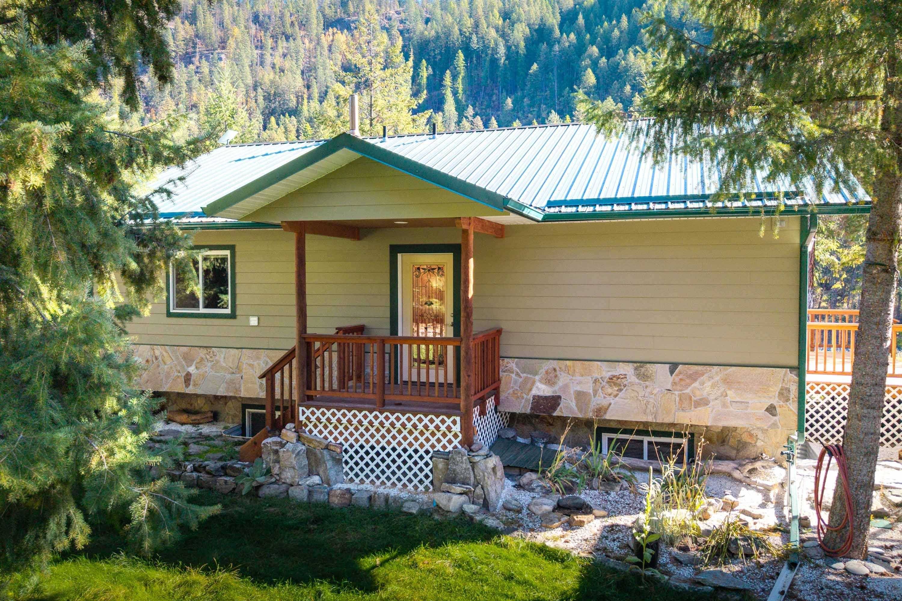 28 First Thought LOOP, Orient, WA 99146