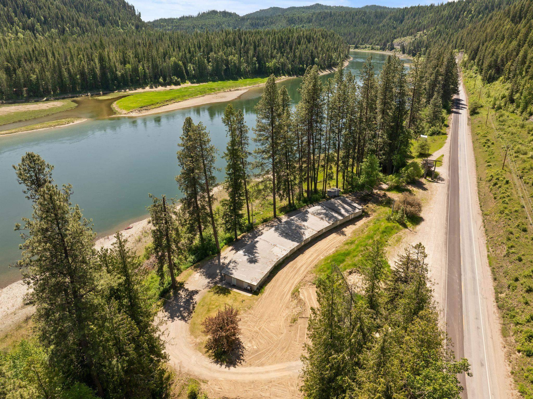 8612 31 Hwy, Ione, WA 99139