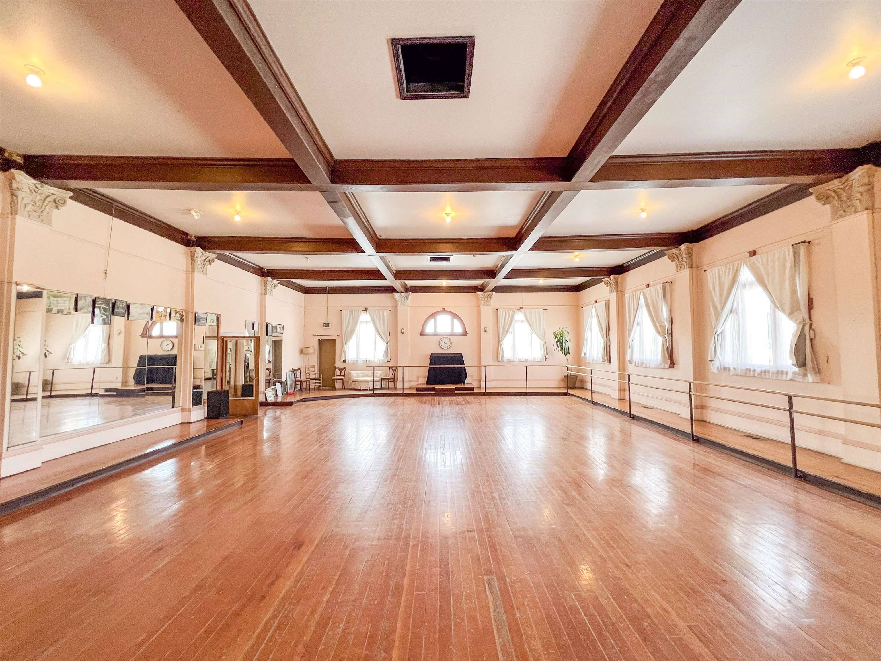 151 W 1St Ave, Colville, WA 99114