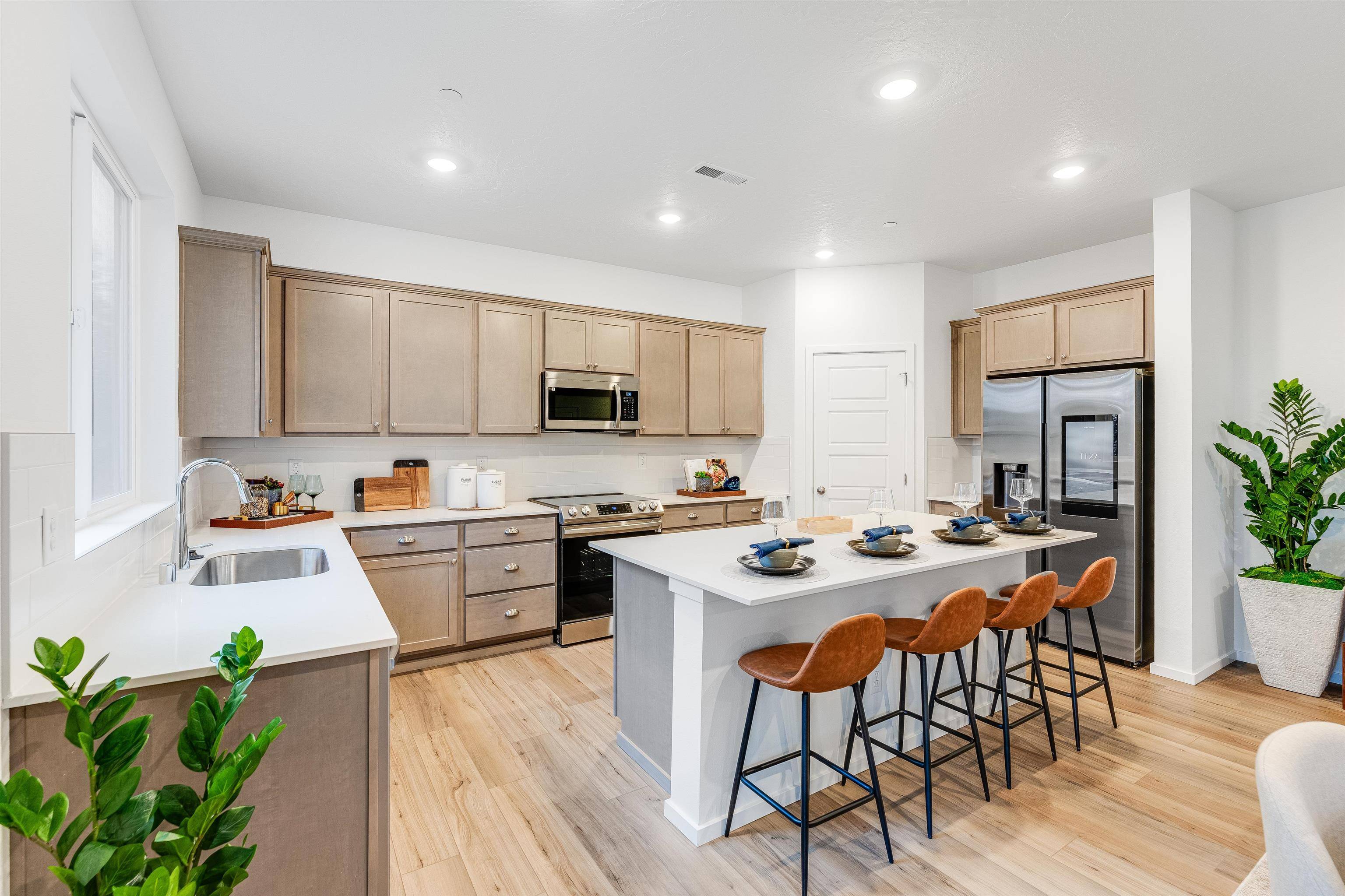 6947 S Boulder Ridge Dr, Spokane, WA 99224