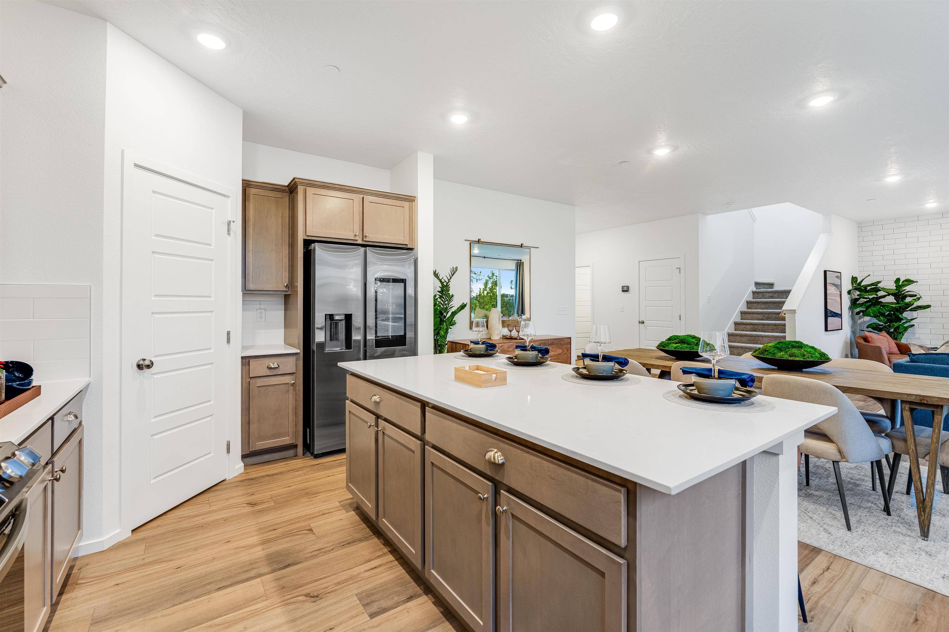 6947 S Boulder Ridge Dr, Spokane, WA 99224