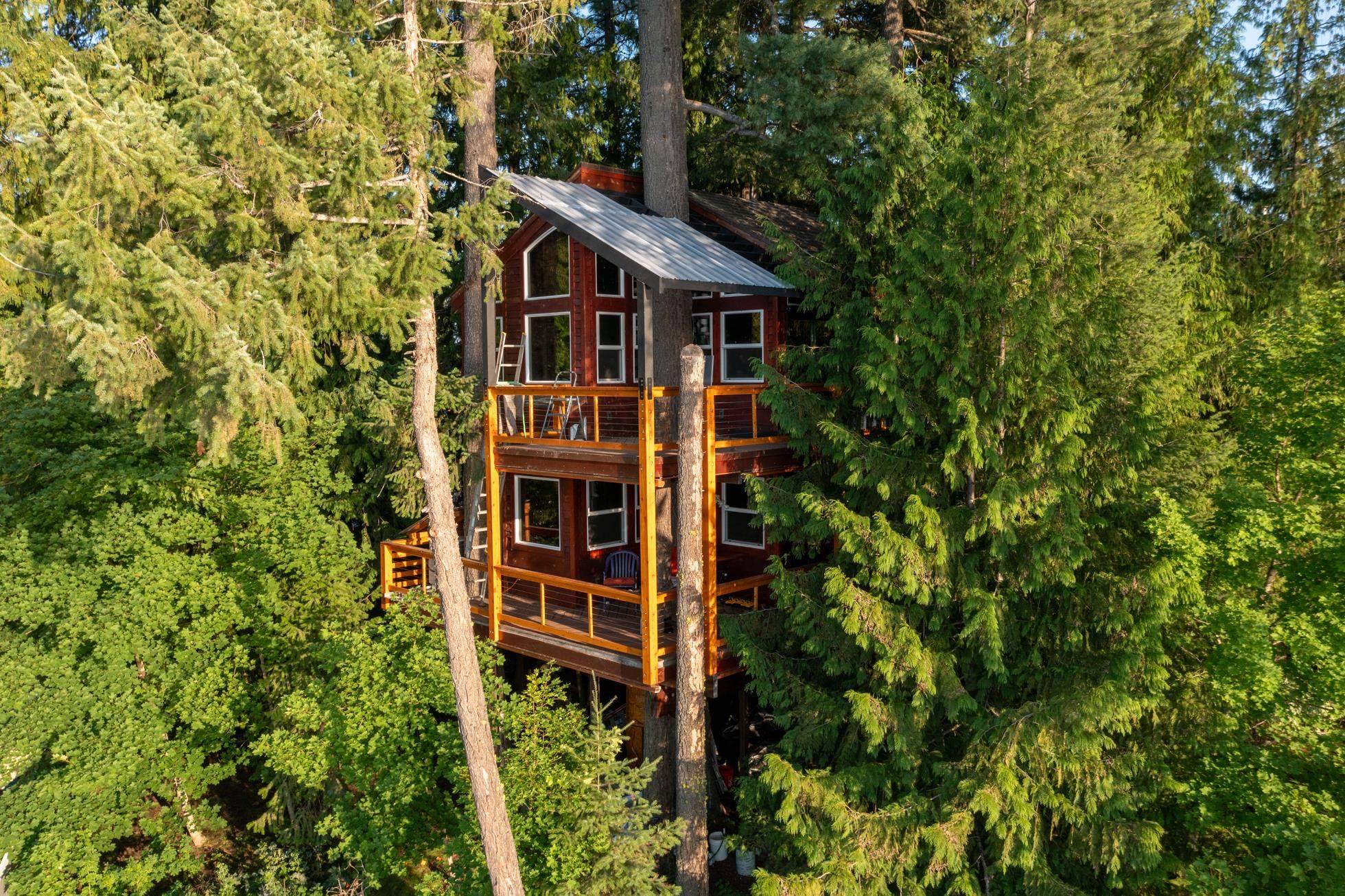 143 Viewpoint Rd, Newport, WA 99156
