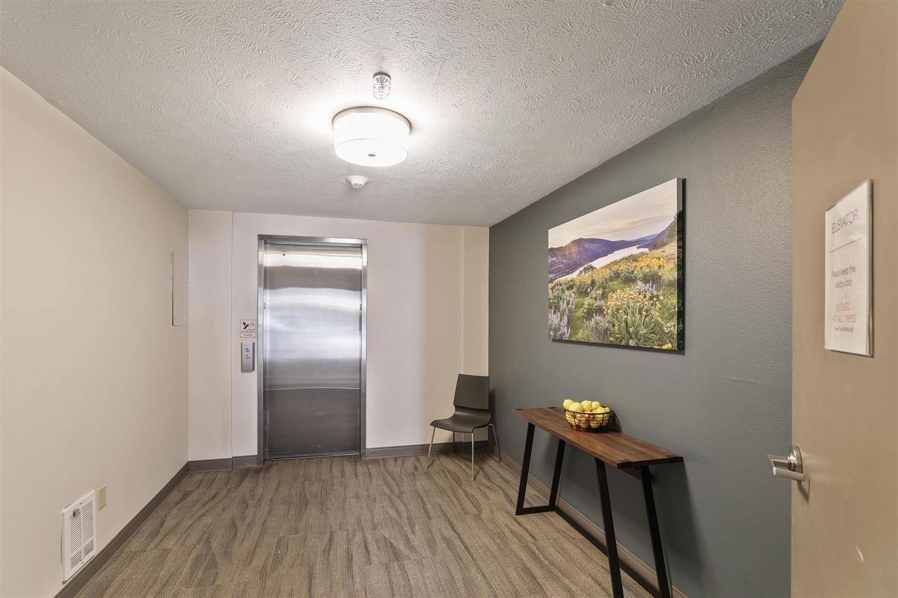 930 S COWLEY St #301, Spokane, WA 99202