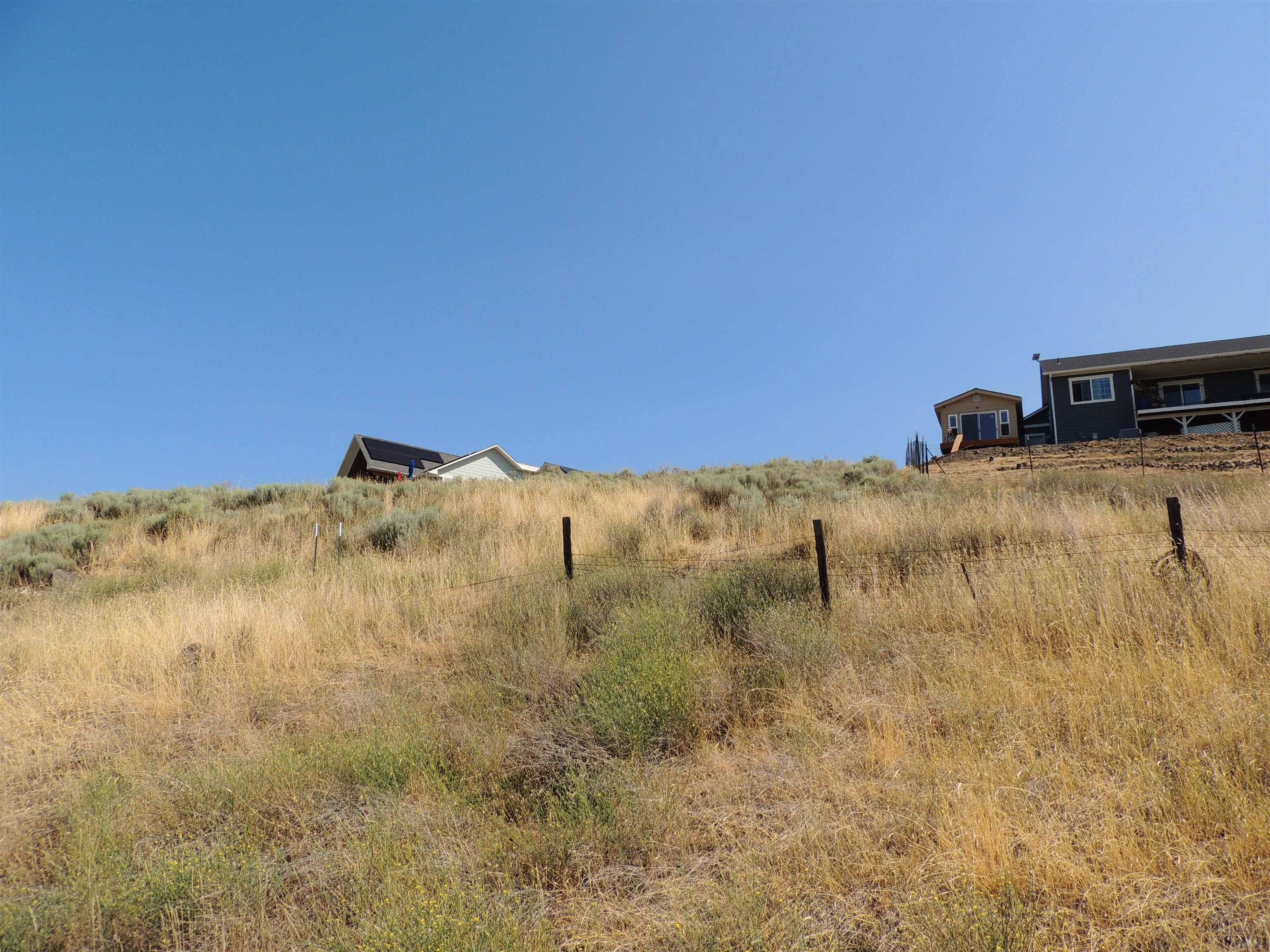40905 Scenic Dr N, Seven Bays, WA 99122