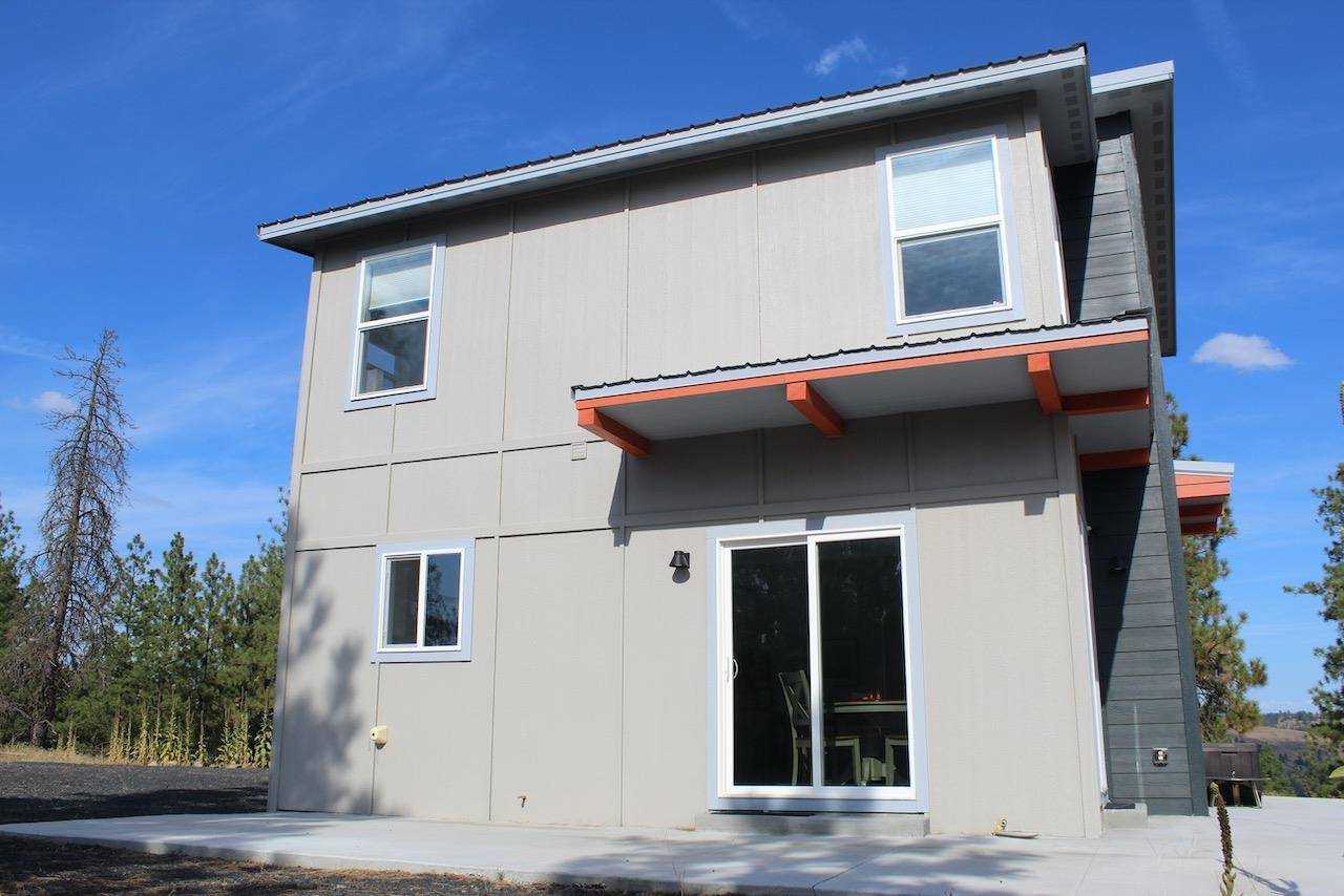 31600 E Sontag Ridge Ln, Davenport, WA 99122