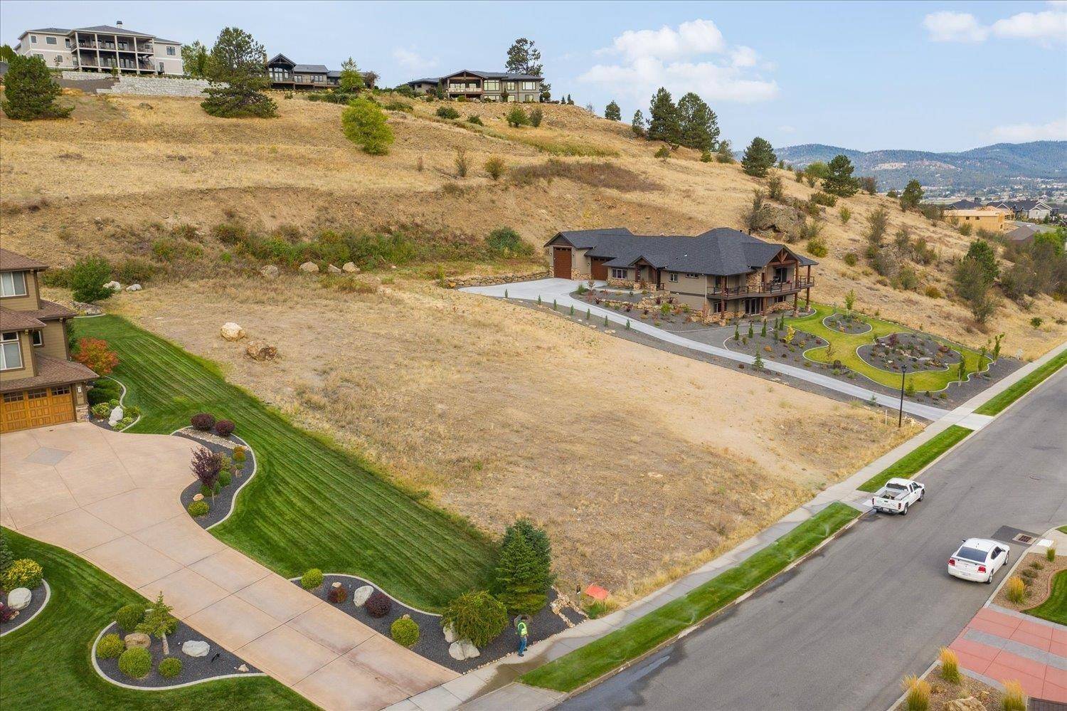 250 N Holiday Hills Dr, Liberty Lake, WA 99019