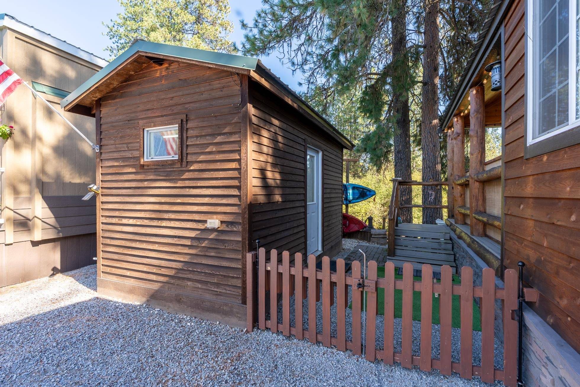 157 S Tall Pine LOOP, Usk, WA 99180