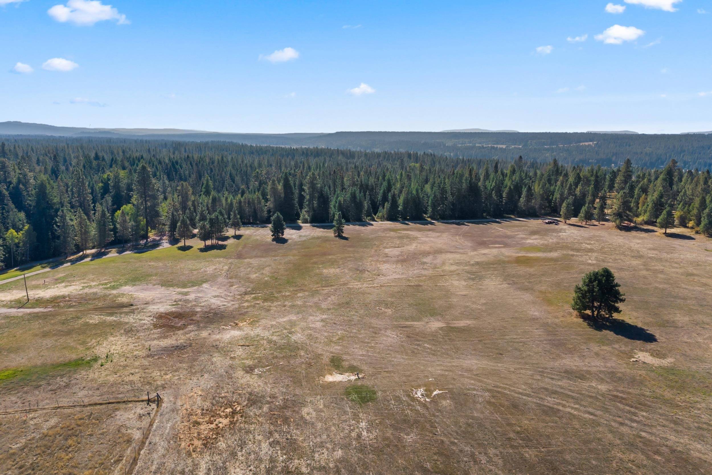 350 Brook Dr, Elk, WA 99009