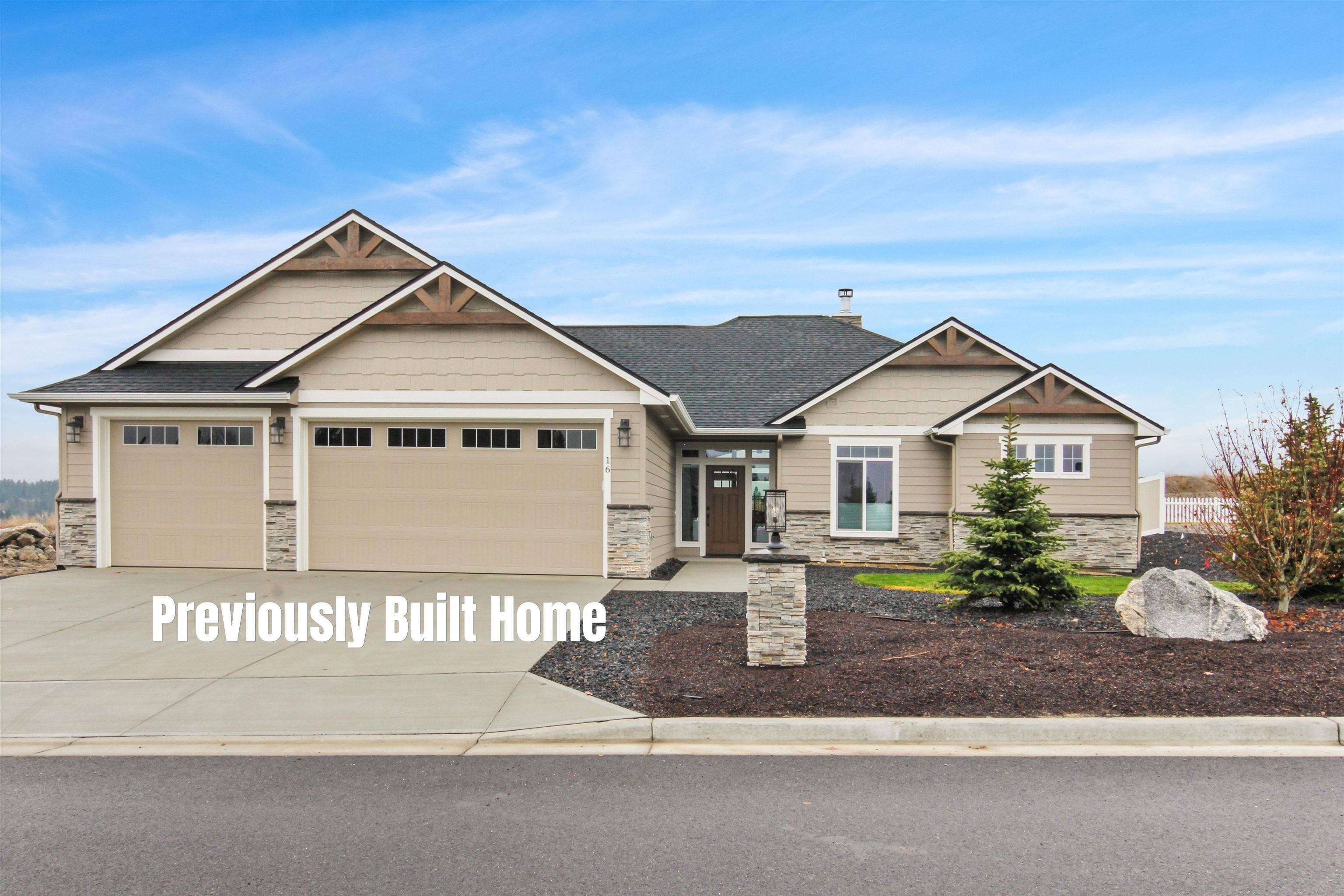 44 E Center Ln, Spokane, WA 99208