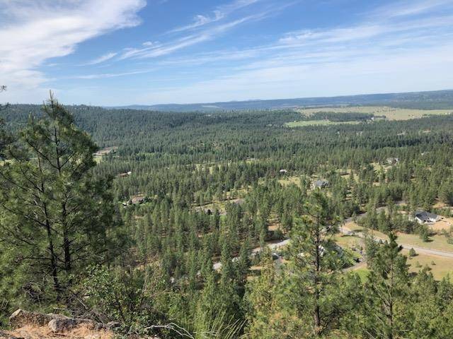 13604 N River Bluff Ln, Spokane, WA 99208